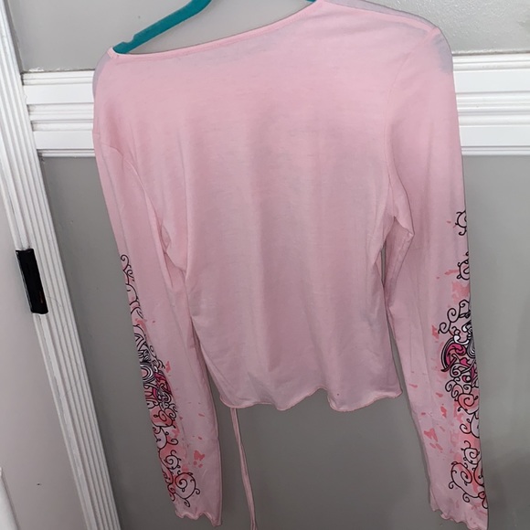 Longe sleeve graphic crop top - Picture 4 of 4